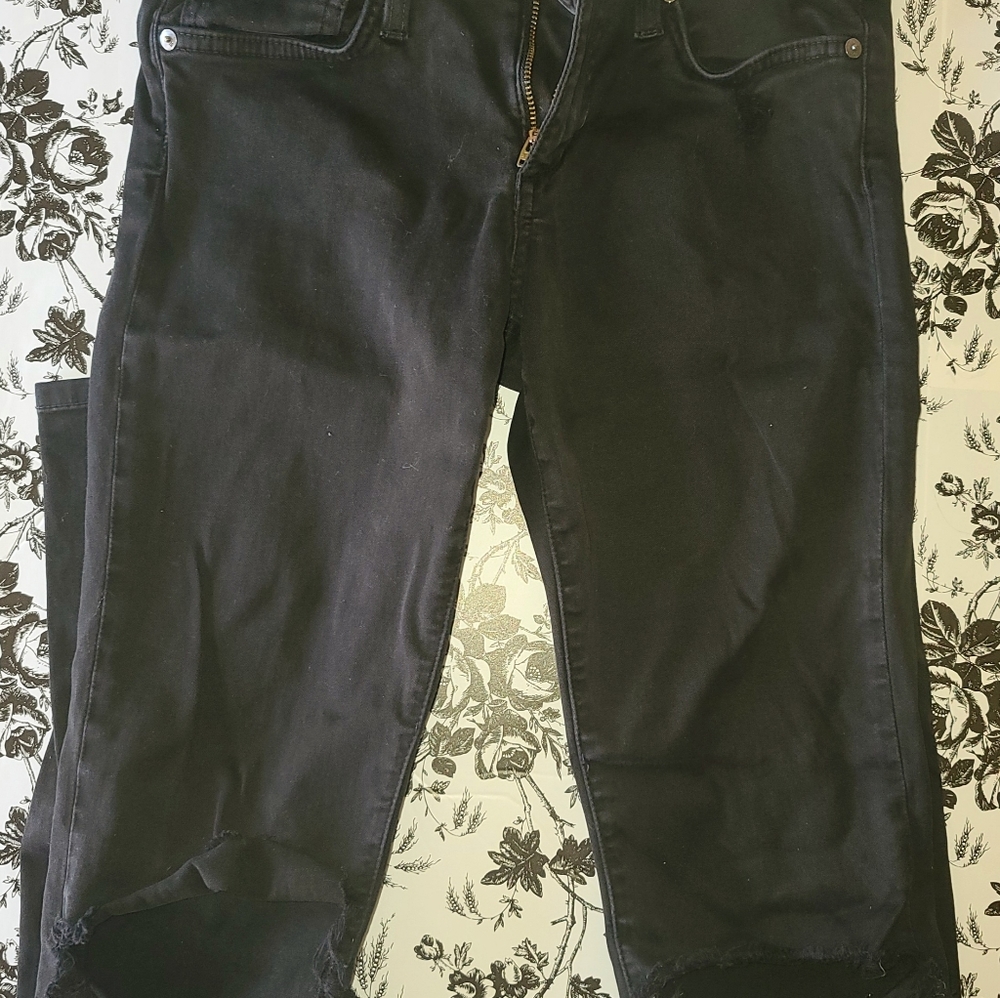 Black Distressed Joe's Jeggings size 26